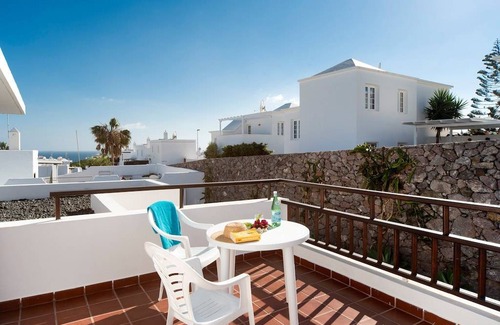 Los Mojones Villa | Villa Julianne 2: Heated Private Pool, Walk to Beach, A/C, WiFi