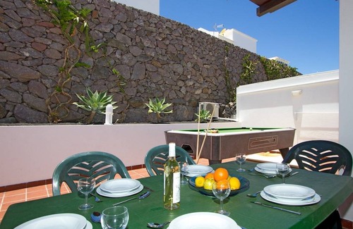 Los Mojones Villa | Villa Julianne 2: Heated Private Pool, Walk to Beach, A/C, WiFi