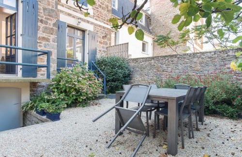 Parame House | Villa Jules Simon