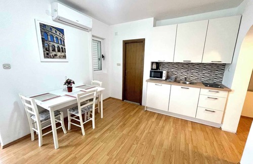 Jadranovo Apartment | Villa Julie