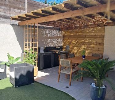 Ensues-la-Redonne House | Villa Junabole