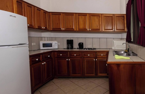 El Cerro Villa | Villa Junior # 4 w/Pool & Kitchen – Minutes from Manuel Antonio Beach