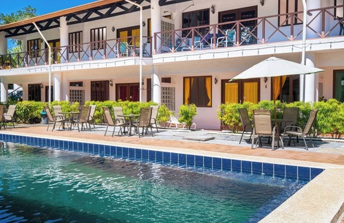 El Cerro Villa | Villa Junior # 4 w/Pool & Kitchen – Minutes from Manuel Antonio Beach