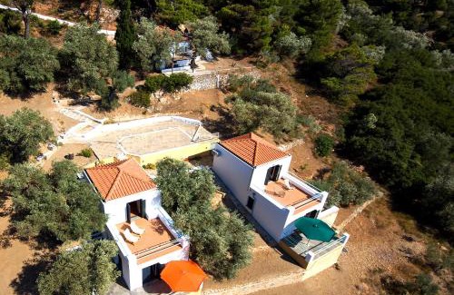 Skopelos Villa | Villa Kalypso and Villa Kirki