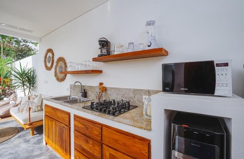 Beraban Apartment | Villa Karina - Sumptuous 1BR Private Luxury Villa Walking Distance to Nyanyi Beach