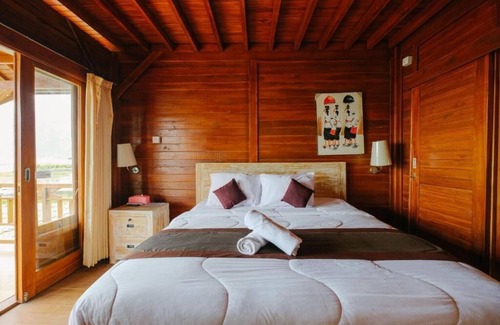 Kedisan Bed & Breakfast | Villa Kedisan Lake View Kintamani