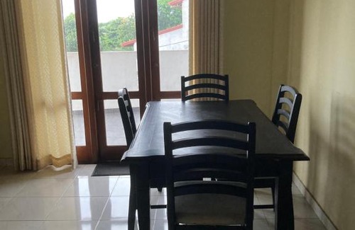 Kiribathgoda House | Villa Kenz