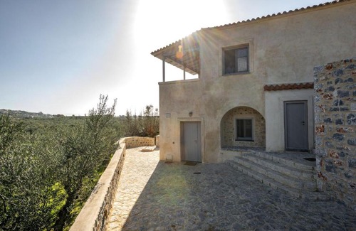 Gythio House | VILLA KLOTILDI
