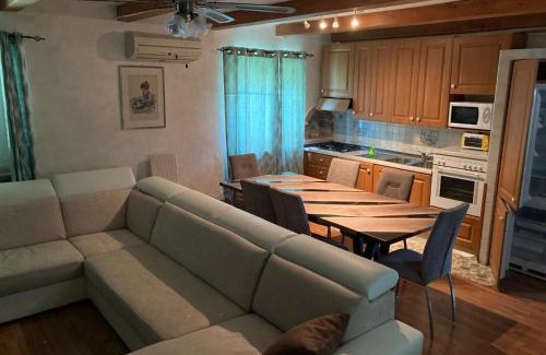 Crveni Vrh House | Villa Kortina