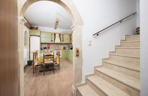 Kare Villa | Villa Koupos - Three Bedroom Villa, Sleeps 6