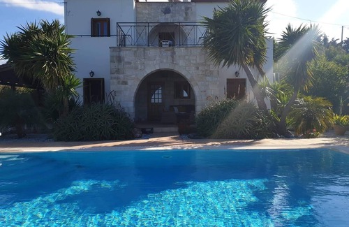 Kefalas Villa | Villa Kristina, Luxury villa, sea view, private pool, outdoor kitchen/living