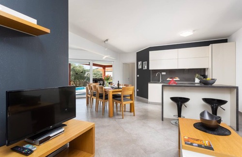 Krnica Villa | Villa Krnica - Four Bedroom Villa, Sleeps 9