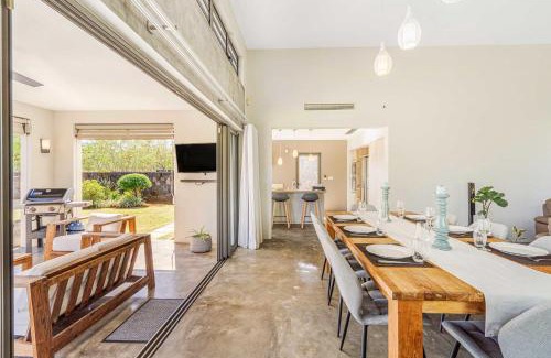 Port Chambly Villa | Villa Kygo - Premium Stay by Sealodge Mauritius