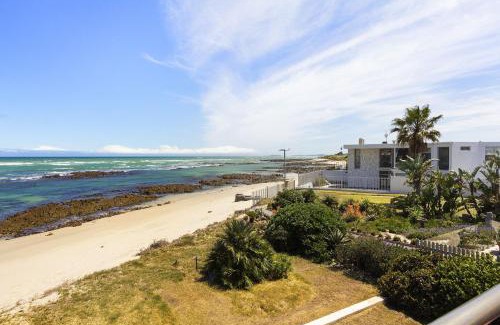 Gordons Bay Central Apartment | Villa Kyma by Host Agents