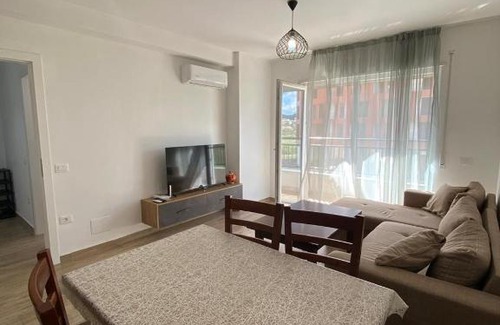 Tirana Apartment | Villa L-2
