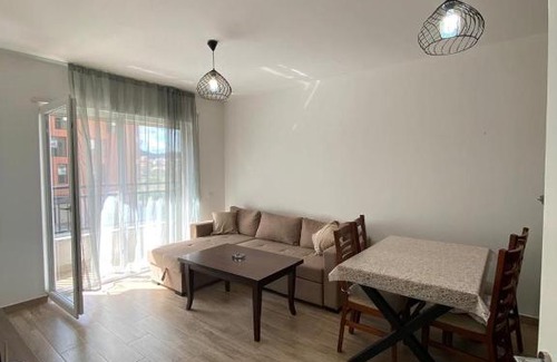 Tirana Apartment | Villa L-2