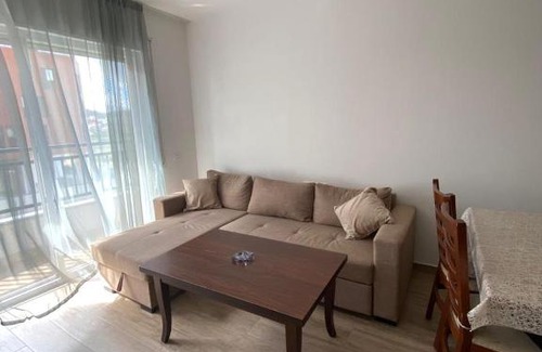 Tirana Apartment | Villa L-2