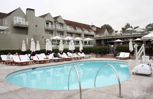Del Mar Resort | Villa l'auberge with amenities and walking distance to beach