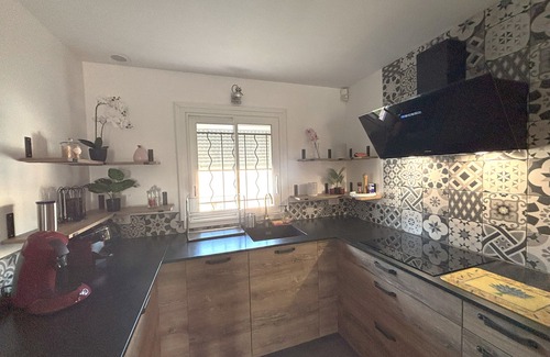 Remoulins Villa | Villa l'oasis du Pont in the south of France! Swimming pool and quiet.