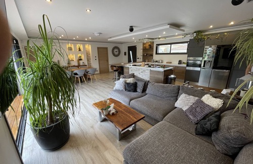 Cuges-les-Pins Villa | Villa L'olivier