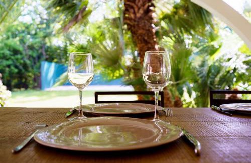 Biarritz Bed & Breakfast | Villa La Conciergerie à Biarritz, avec Fronton pour Pelote Basque, Boulodrome, Bar-Comptoir