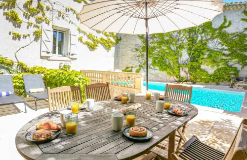 Poilhes Villa | Villa La Fontaine by Villa Plus