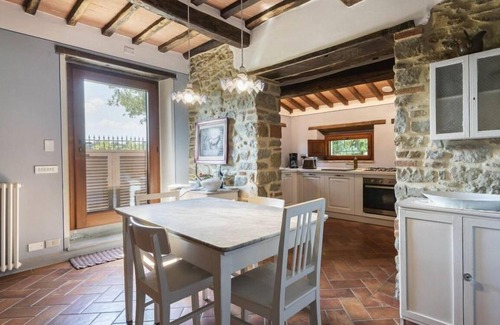 Castiglion Fiorentino Villa | Villa la Ghiandaia Comfortable holiday residence