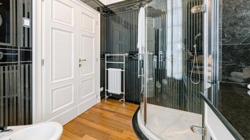 Empoli Villa | VILLA LA PERLA BIANCA 10, Emma Villas