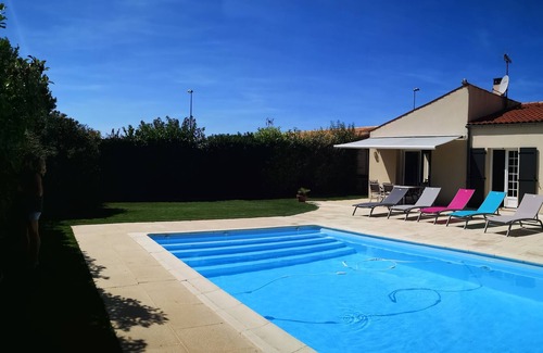 Perigny Villa | Villa La Rochelle Périgny with pool Heated