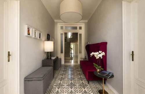 Lucca Historical Center Bed & Breakfast | Villa La Tuia B&B