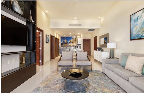 San Jose del Cabo Resort | Villa La Valencia located between Tulie Cove and Tequila Beach on the corridor