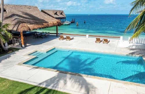 Punta Cancun Villa | Villa Lagartijas: Exclusive Beach Escape