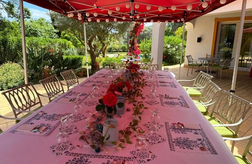 Funchal Villa | Villa Lagos Algarve for families & friends, 6 bedrooms, 7 bathrooms, pool, BBQ, central heating
