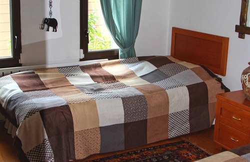 Orhangazi Villa | Villa Lake Paradise - Large Villa Lakeshore