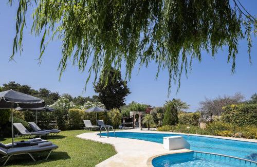Filaki Villa | Villa Lambros