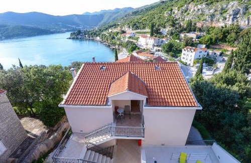 Stikovica Apartment | Villa Lanterna
