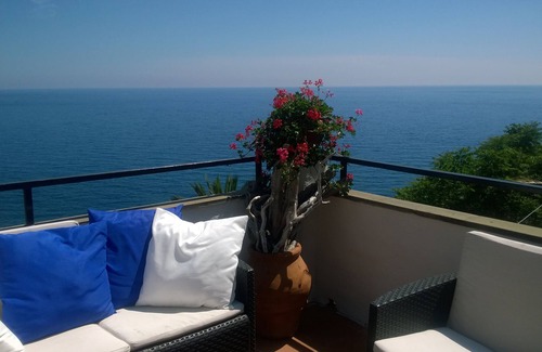 Corniglia Apartment | Villa lardarina