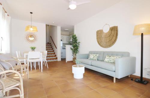 Arenal d'en Castell House | Villa LAS MARINAS - 3, con piscina privada y a 5 minutos de la playa