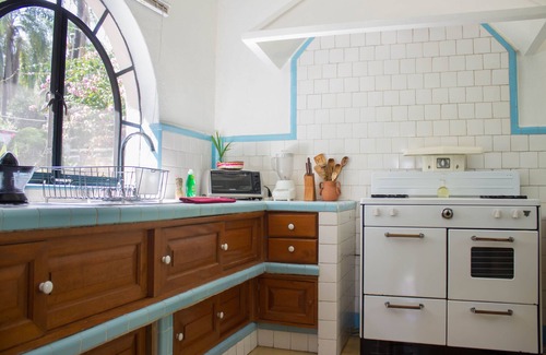 Cuernavaca House | Villa Las Palmas Perfect for couples, small families, petfriendly-Great Location