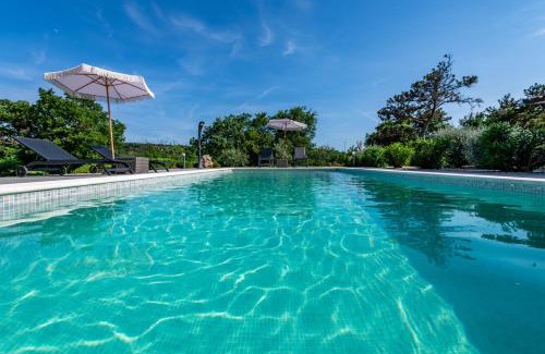 Kapelica House | Villa Laura, a charming and private villa near the sea