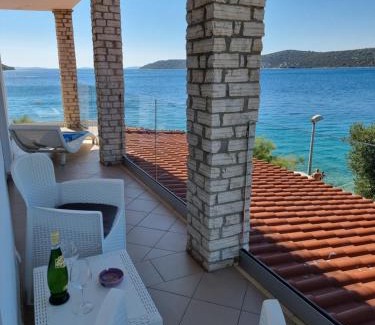 Grebastica Apartment | VILLA LAURA