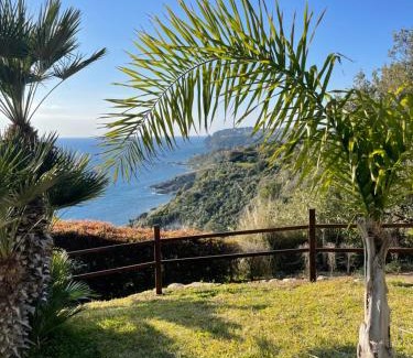 Calimera House | Villa Laura