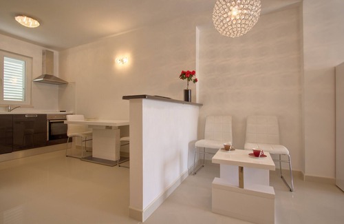 Cavtat Old Town Apartment | Villa Laureana, apartment Ana with beautifull seaview over the Cavtat bay