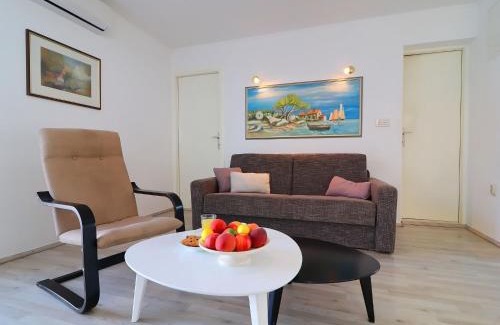 Zavalatica Villa | Villa Lavanda Kor ula - Five Bedroom Villa with Pool and Sea View