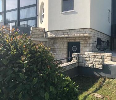Pjescana Uvala Apartment | Villa Lazaric Apartment Adria