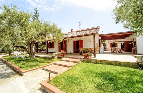 Mazzaforno Apartment | Villa Le Magnolie