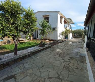 Gerakini Apartment | Villa Leah