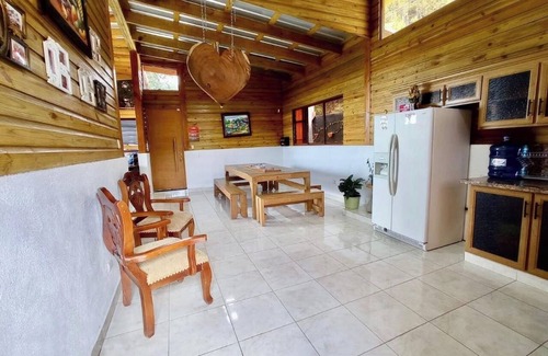 Paso Bajito Cabin | Villa Leon