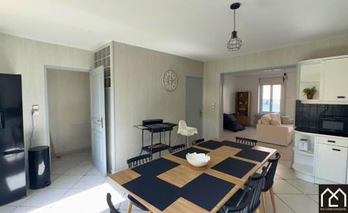 Le Portel House | Villa Les Pieds dans l'Eau - 4chambres 10personnes - Central & Proche Mer