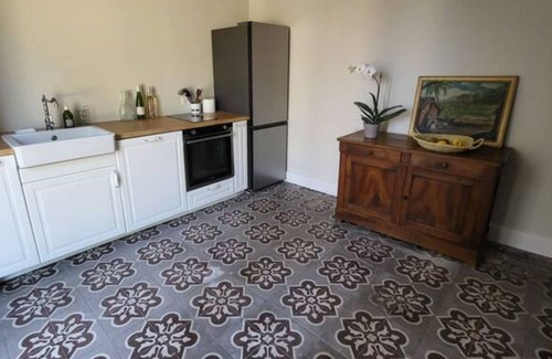 Beziers Villa | Villa les Tilleuls - Arènes de Béziers